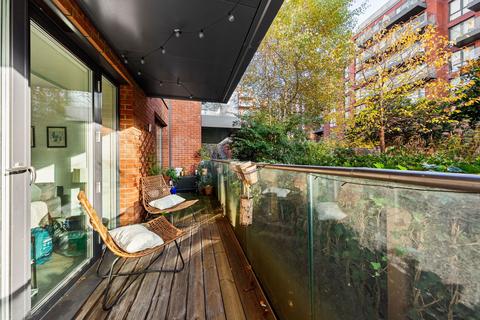 Apartment 7, 2 Gaumont Place, London, SW2 4FY