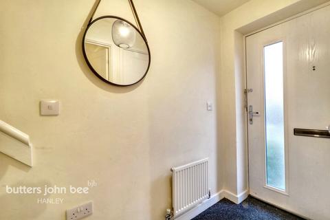 3 bedroom semi-detached house for sale, Richard Dawson Drive, Bucknall, Stoke-On-Trent ST2 8NX