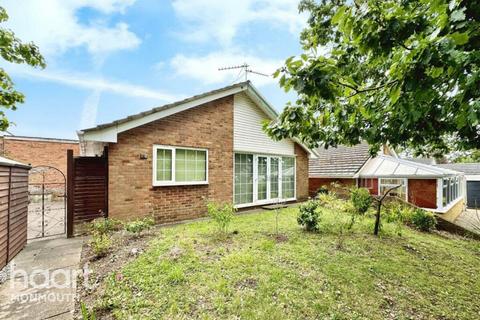 3 bedroom detached bungalow for sale, Wyebank Way, Chepstow