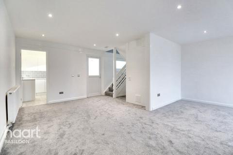 2 bedroom end of terrace house for sale, Eastbrooks Place, Basildon