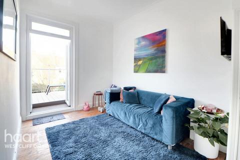 2 bedroom flat for sale, Cobham Road, WESTCLIFF-ON-SEA