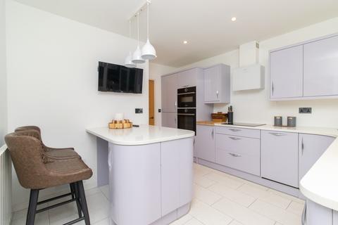 3 bedroom detached house for sale, Victor Avenue, Margate, CT9