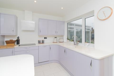 3 bedroom detached house for sale, Victor Avenue, Margate, CT9