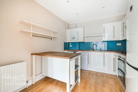 2 bedroom apartment for sale, Clissold Crescent, Stoke Newington, N16