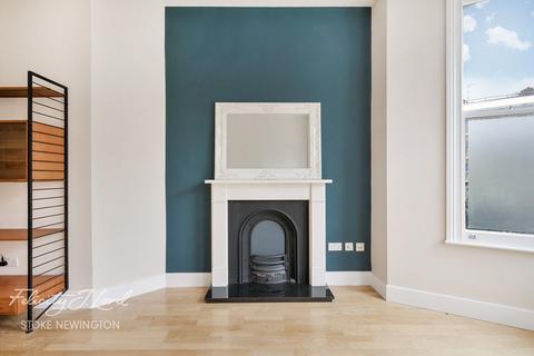 2 bedroom apartment for sale, Clissold Crescent, Stoke Newington, N16