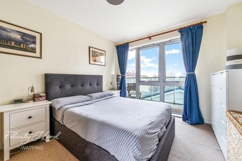 1 bedroom flat for sale, Cable Street, London, E1