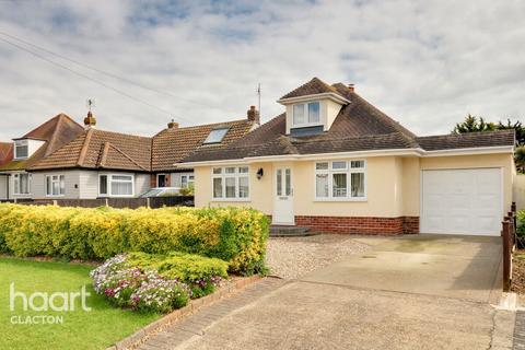 3 bedroom detached bungalow for sale, Haven Avenue, Holland-on-Sea