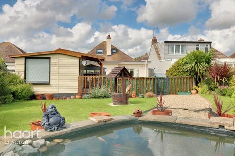 3 bedroom detached bungalow for sale, Haven Avenue, Holland-on-Sea