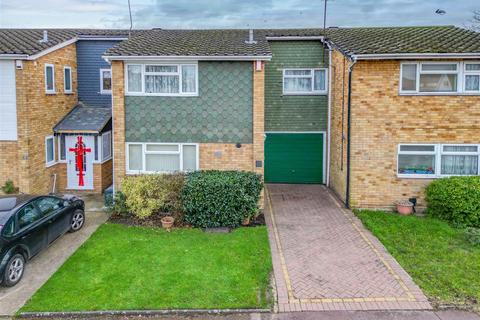 3 bedroom terraced house for sale, THORNHILL, Leigh-On-Sea