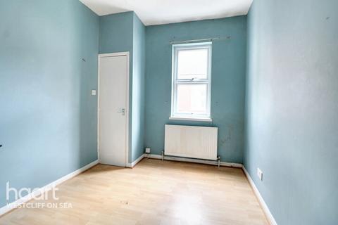 1 bedroom flat for sale, Whitefriars Crescent, Westcliff-On-Sea