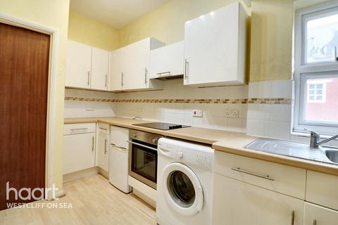 1 bedroom flat for sale, Whitefriars Crescent, Westcliff-On-Sea