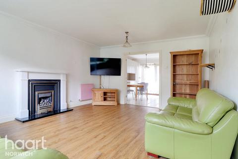 4 bedroom townhouse for sale, Oak Street, Norwich