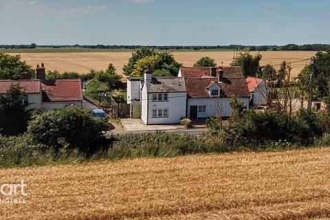 3 bedroom detached house for sale, Clacton Road, Horsley Cross, Manningtree, Essex