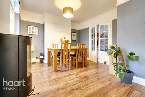 25 Beech Grove, Ipswich, IP3 0NX