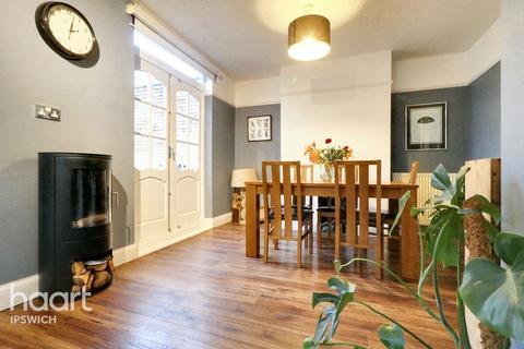 25 Beech Grove, Ipswich, IP3 0NX