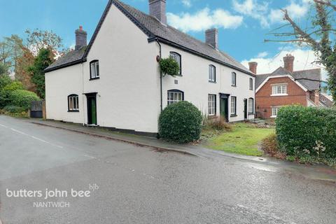 4 bedroom detached house for sale, Main Road, Betley