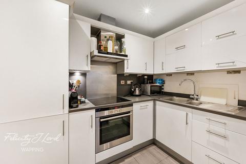 1 bedroom flat for sale, Eluna Apartments, Wapping Lane, London, E1W