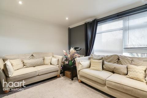 2 bedroom maisonette for sale, Waveney Drive, Chelmsford