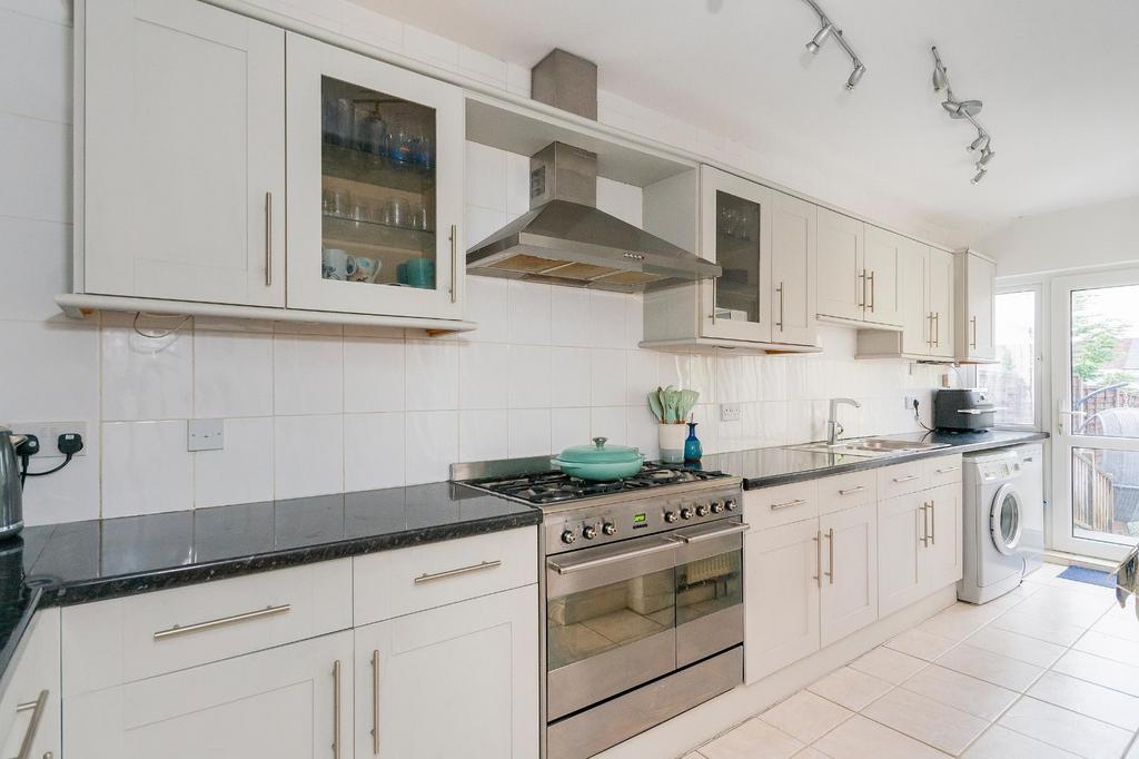 8 T5 RHD - Kitchen C.jpg