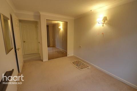 2 bedroom retirement property for sale, Bridge Avenue, Maidenhead