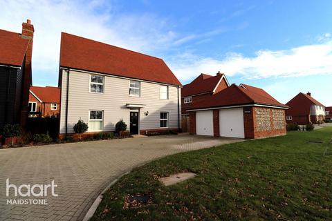 5 bedroom detached house for sale, Old Ashford Road, MAIDSTONE