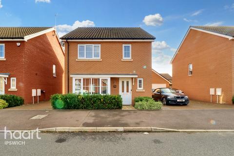 4 bedroom detached house for sale, Portland Way, Ipswich