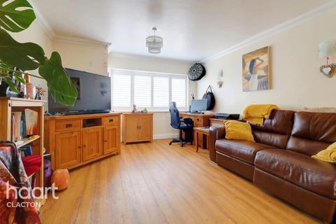 3 bedroom semi-detached house for sale, Dudley Road, Clacton-On-Sea