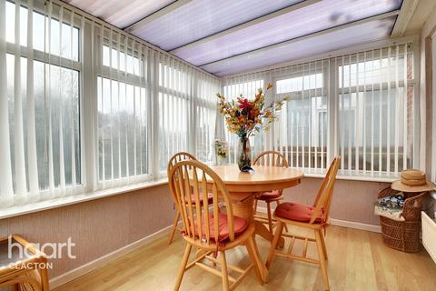 2 bedroom semi-detached bungalow for sale, Heather Close, Clacton-On-Sea