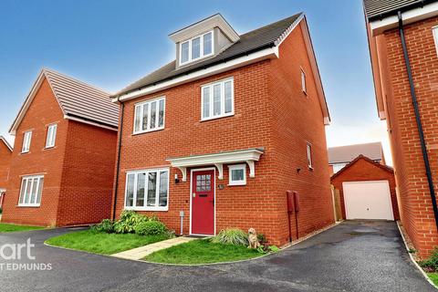 4 bedroom detached house for sale, Kenmare Close, Bury St Edmunds