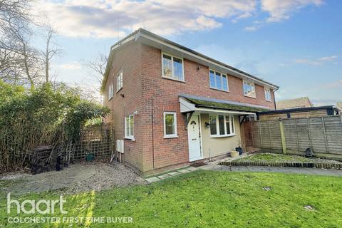 2 bedroom terraced house for sale, Hollymead Close, Colchester