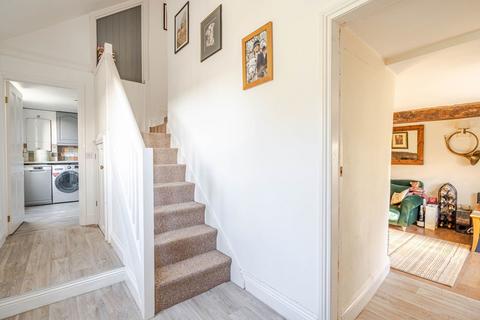 2 bedroom end of terrace house for sale, Charlton Road, Tetbury