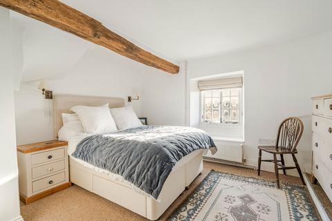 2 bedroom end of terrace house for sale, Charlton Road, Tetbury