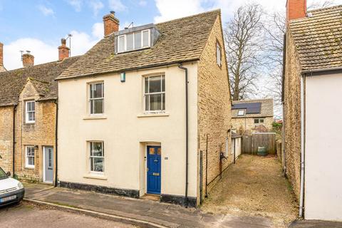 5 bedroom end of terrace house for sale, Cliff Road, Sherston