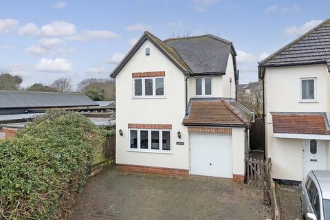 3 bedroom detached house for sale, Wash Road, Hutton, CM13