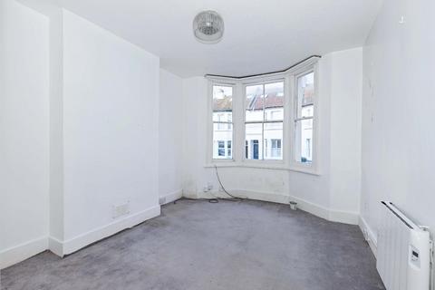 Studio for sale, Montgomery Street, Hove