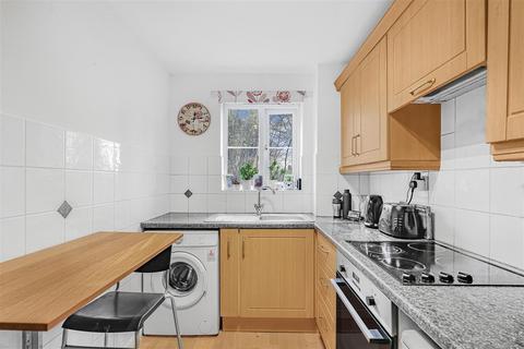 1 bedroom apartment for sale, Tempsford Close, Enfield EN2