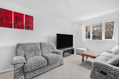 1 bedroom apartment for sale, Tempsford Close, Enfield EN2