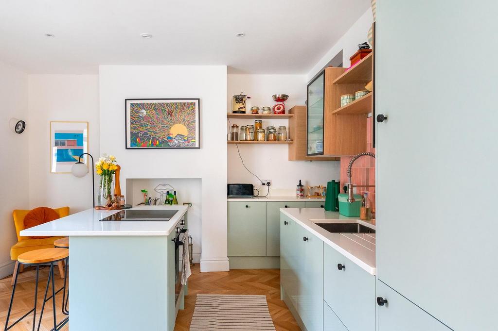 4 C2 SEN - Kitchen Diner K.jpg