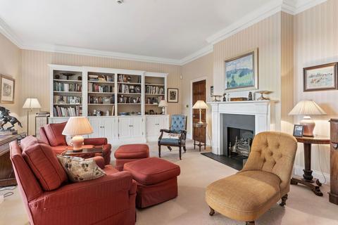 6 bedroom country house for sale, Hoe Lane, Romford RM4