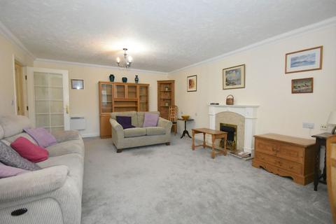 2 bedroom flat for sale, Chartwell Lodge, Bishops Down Road, Tunbridge Wells