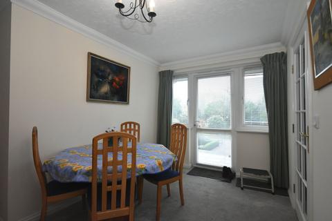 2 bedroom flat for sale, Chartwell Lodge, Bishops Down Road, Tunbridge Wells