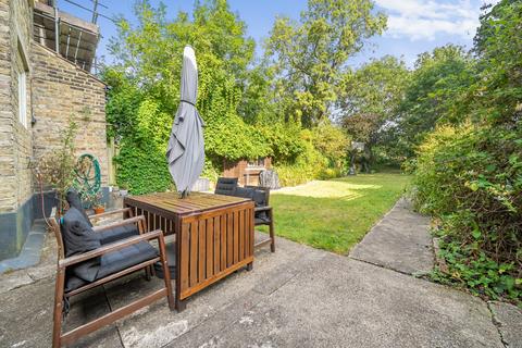 6 bedroom semi-detached house for sale, St. Mildreds Road, London, SE12