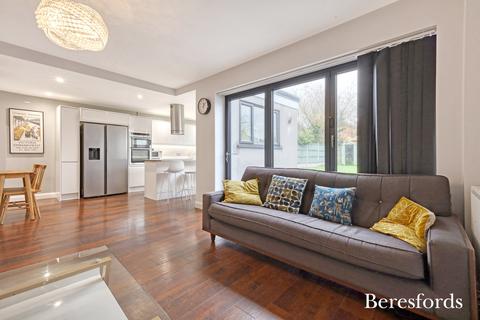 4 bedroom detached house for sale, St. Kildas Road, Brentwood, CM15