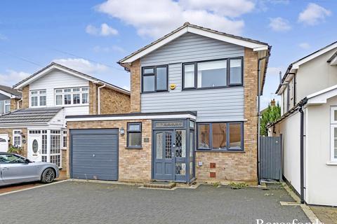 3 bedroom detached house for sale, St. Kildas Road, Brentwood, CM15