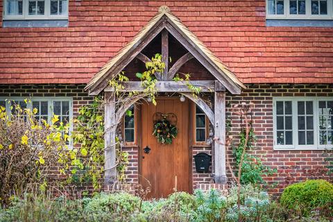 4 bedroom semi-detached house for sale, How Green Lane, Hever, Edenbridge, Kent