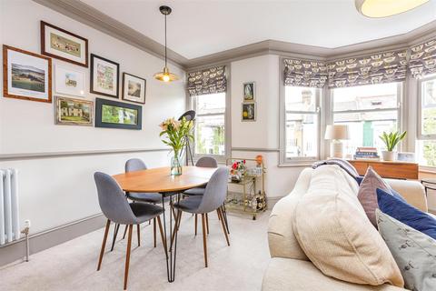 3 bedroom duplex for sale, 110 Beresford Road, London N8