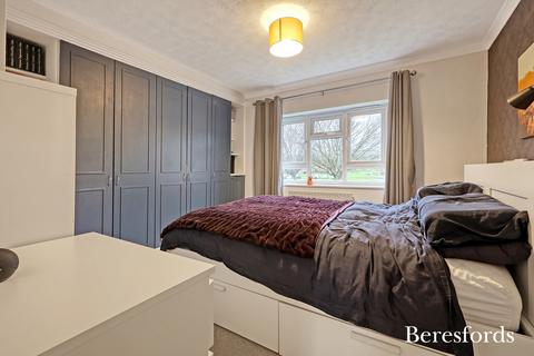 83 Eastham Crescent, Brentwood, CM13 2ET
