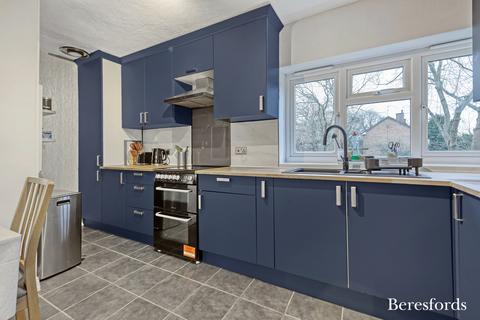 83 Eastham Crescent, Brentwood, CM13 2ET
