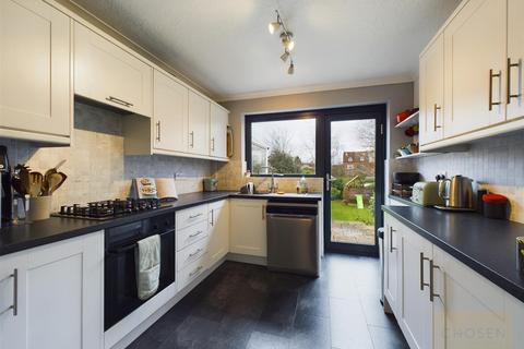 18 Blacksmith Lane, Churchdown, Gloucester, GL3 2EU