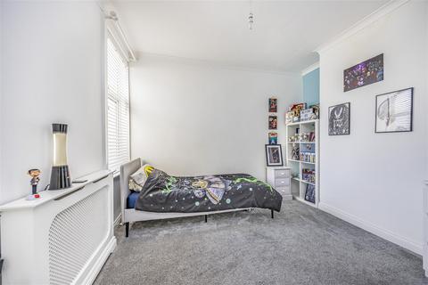 3 bedroom end of terrace house for sale, Whitworth Road, Portsmouth PO2